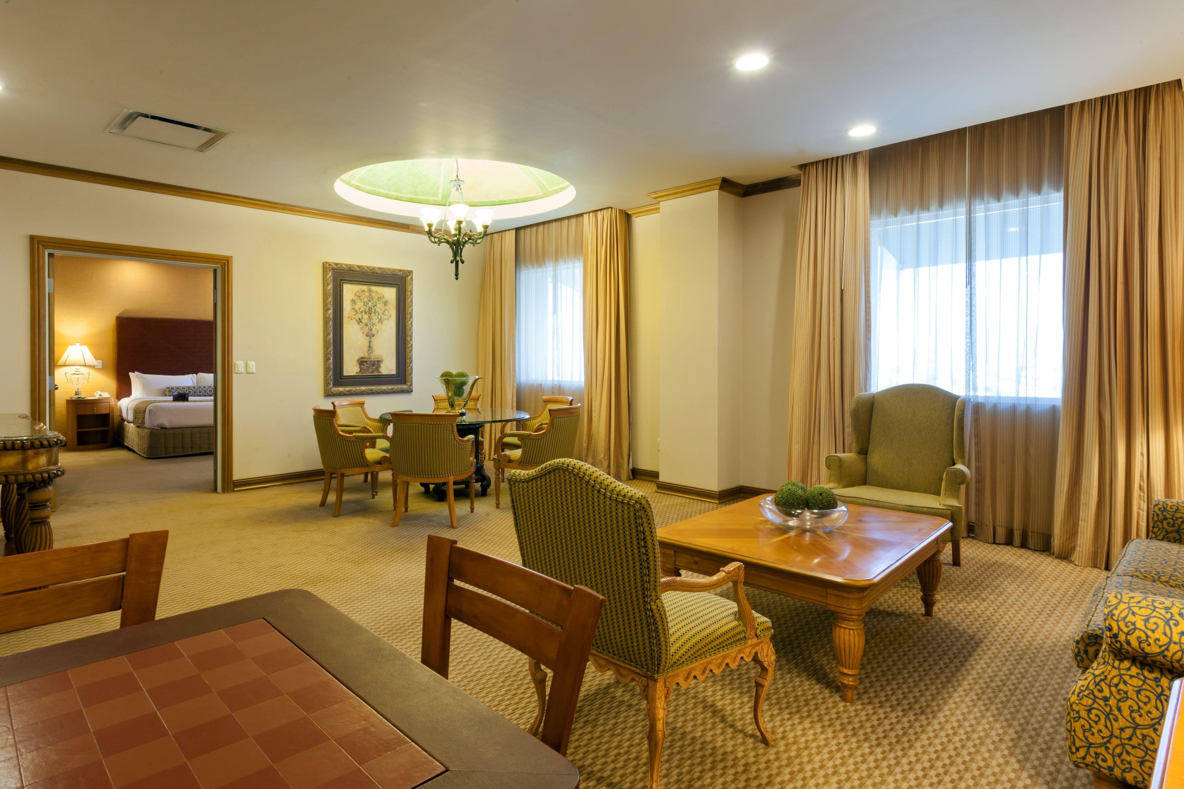 Готель Crowne Plaza Torreon By Ihg Екстер'єр фото