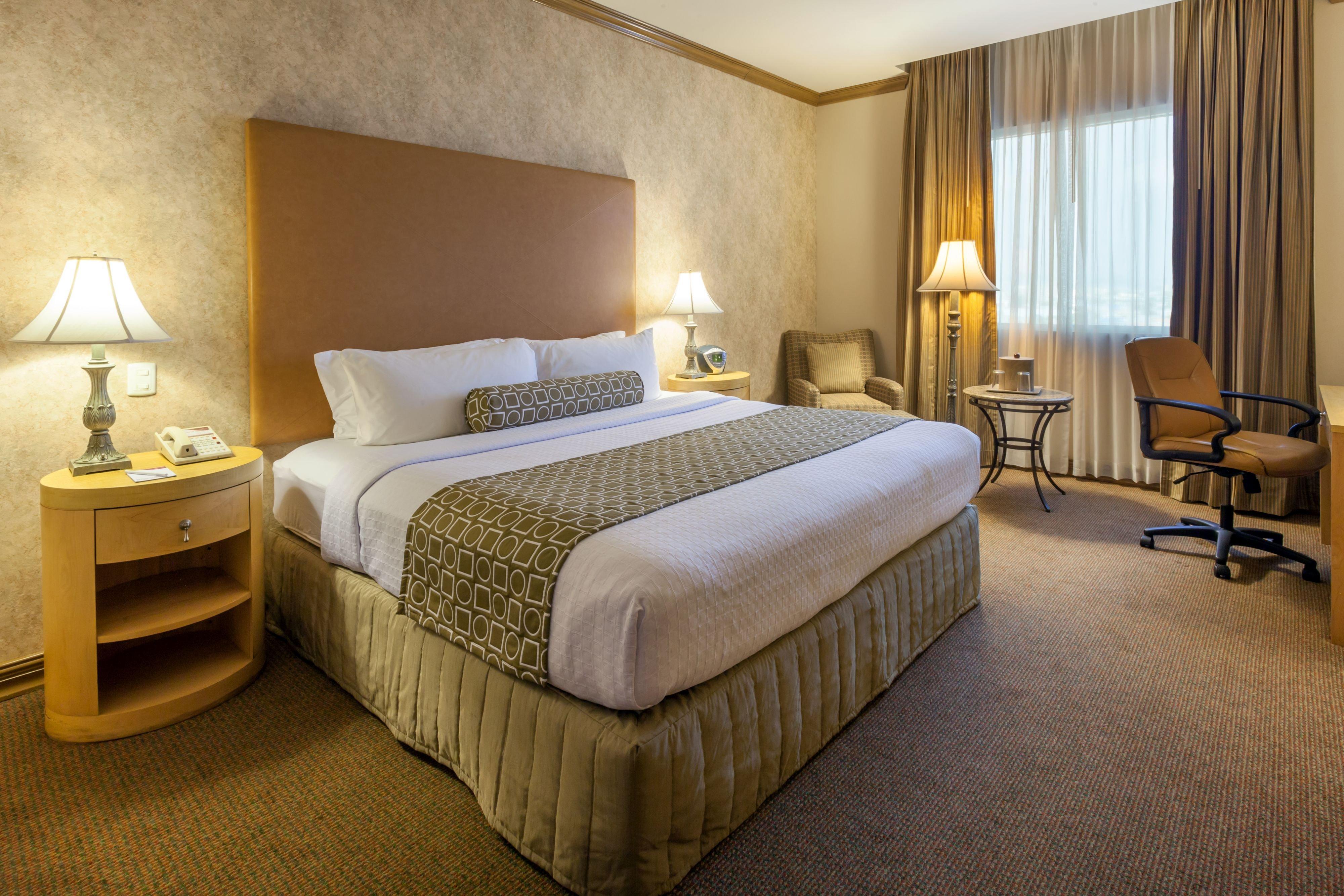 Готель Crowne Plaza Torreon By Ihg Екстер'єр фото